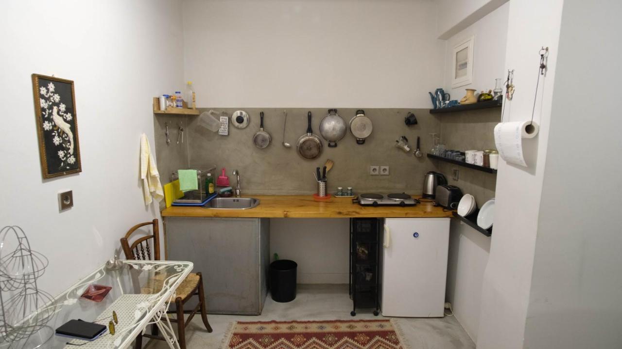 Quiet And Central Flat With Private Backyard Garden Athens Luaran gambar