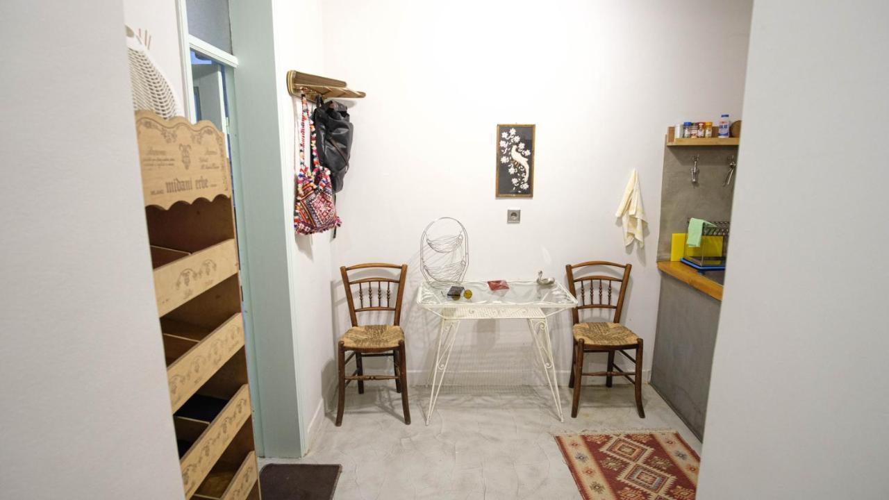 Quiet And Central Flat With Private Backyard Garden Athens Luaran gambar